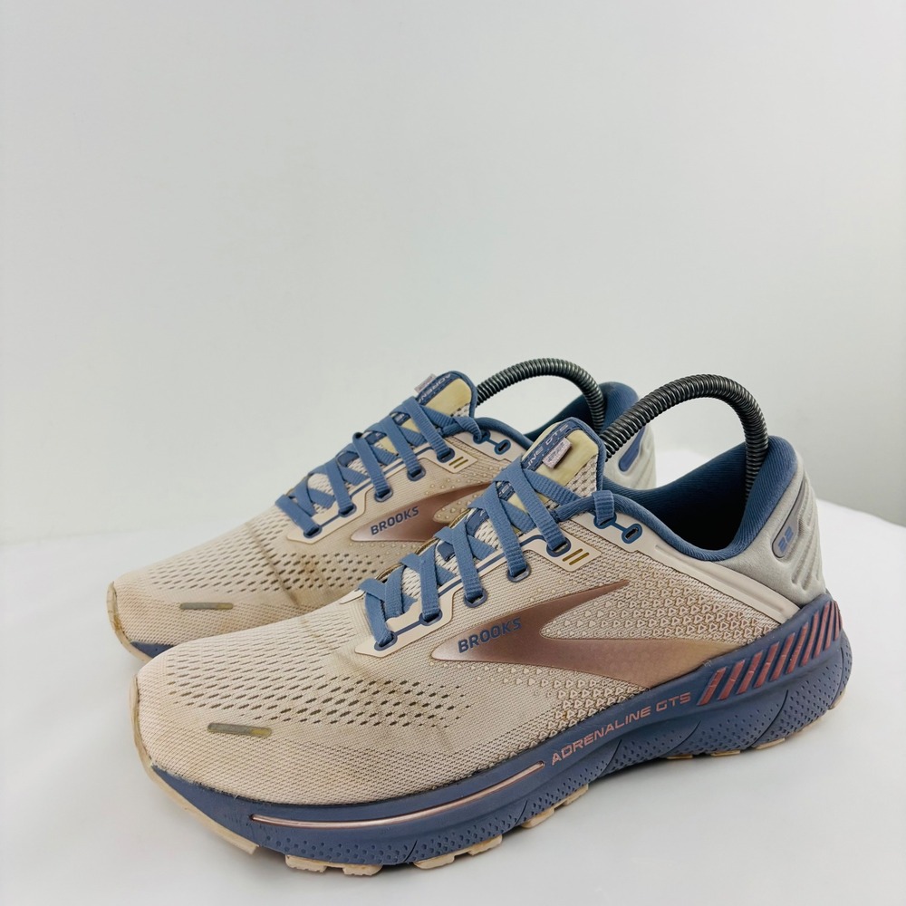 Brooks Adrenaline GTS 22 Womens Running Purple Pink Sneakers 1203531B599 Sz 10.5